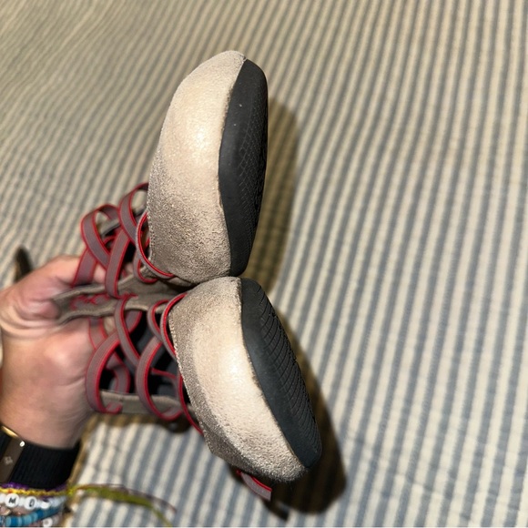 Sundance Shoes Pewter Leather Perforated US Size 6.5/7 - Picture 11 of 12